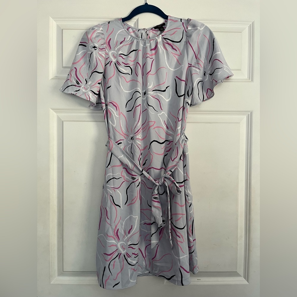 Petite Ann Taylor Gray Flowy Dress w/ Belt Tie & Purple/PinkWhite/Black Floral